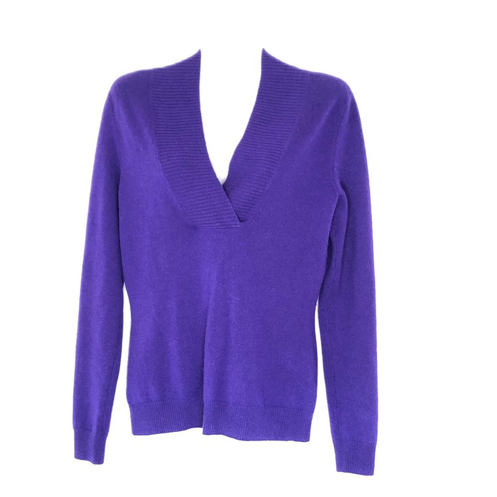 Prive Cashmere Sweater Women’s V-Neck with Long Sleeves